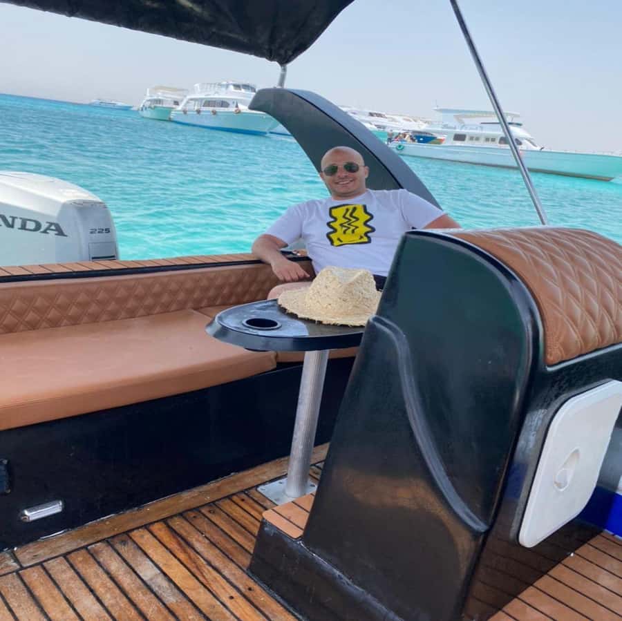 Hurghada: Private Dinner and Sunset Yacht Cruise - Who This Yacht Dinner Suits Best
