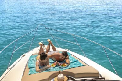 Ierapetra: Chrissi Island Luxury Yacht Cruise with Meal - Yacht Comfort: Small-Group Feel vs Real-World Crowding