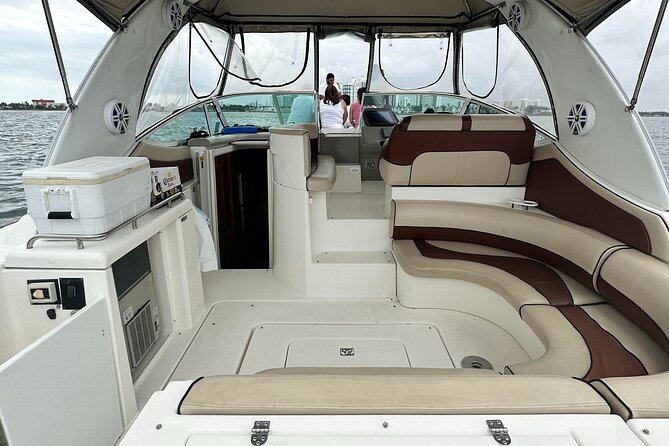Island Fun Yacht Rental in Miami Beach - Practical packing list for an easy day onboard