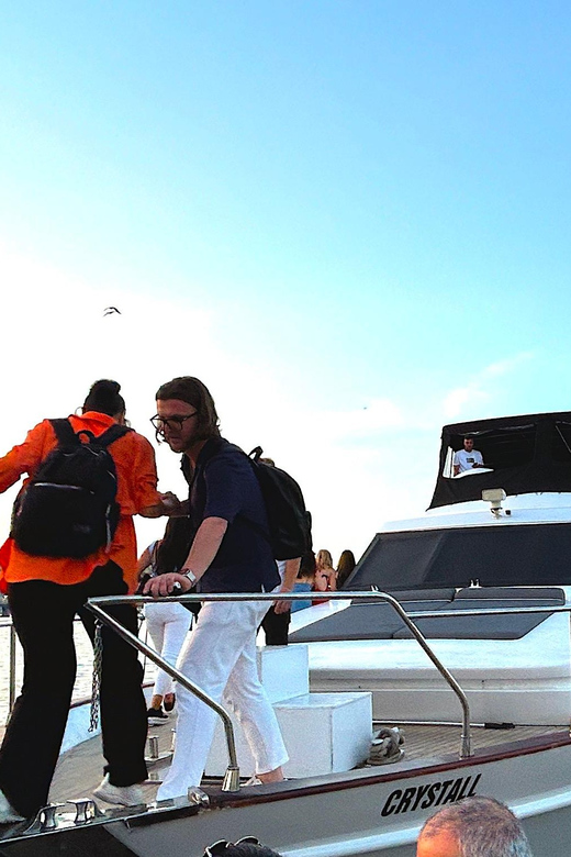 Istanbul: Bosphorus Cruise by Luxury Yacht - Main Cruising Time: The Bosphorus Strait (105 Minutes on the Water)