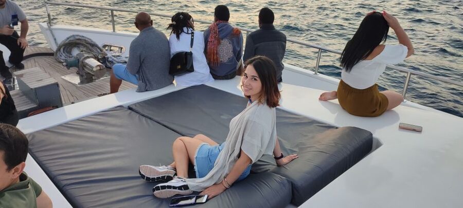 Istanbul: Bosphorus Sunset Cruise on Yacht with Live Guide - What’s Included on Board (and What You Might Want to Plan For)