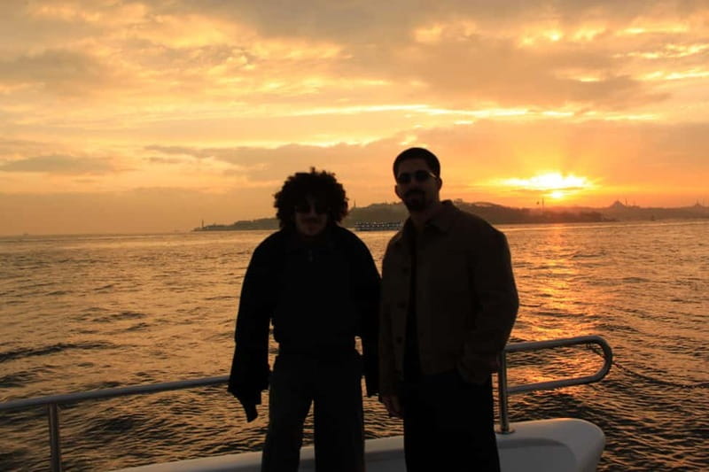 Istanbul: Bosphorus Sunset or Night Yacht Cruise & Transfers - Tips to get the best experience from this yacht cruise