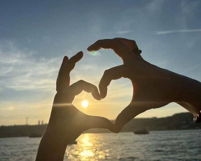 Istanbul: Bosphorus Sunset or Night Yacht Cruise & Transfers - Snacks, tea, and the onboard comfort that actually matters