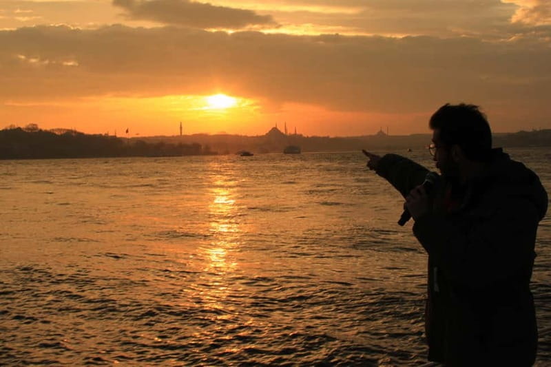 Istanbul: Bosphorus Sunset or Night Yacht Cruise & Transfers - Transfers in Istanbul: how to keep the start stress-free