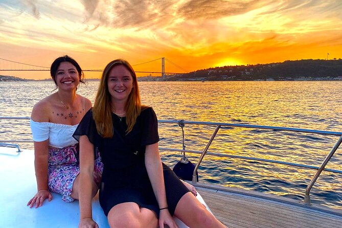 Istanbul Bosphorus Sunset Yacht Cruise With Live Guide And Snacks - The yacht experience: comfort, snacks, and what’s actually included