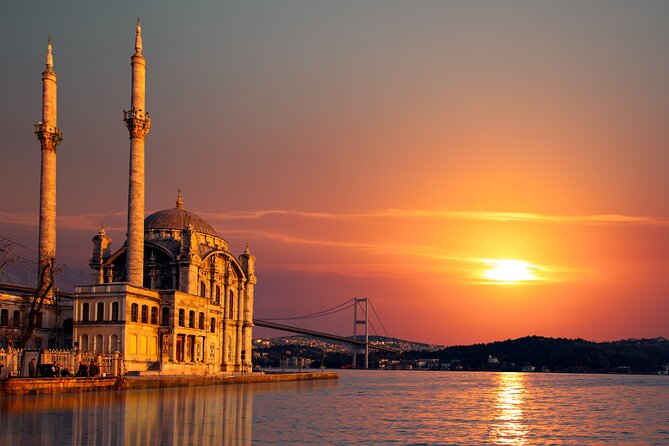 Istanbul Bosphorus Sunset Yacht Cruise with Snack and Refreshment - Maiden’s Tower: Legend, Genoese-Era Name, and a Tower You Remember