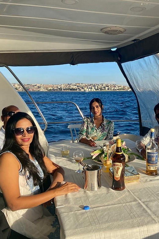 Istanbul: Bosphorus Yacht Cruise at Sunset with Snacks - Route Landmarks: Dolmabahçe, bridges, Rumeli Fortress, and Maiden’s Tower