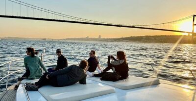Istanbul: Bosphorus Yacht Cruise at Sunset with Snacks - Yacht Comfort and Seating: how to get the best views fast