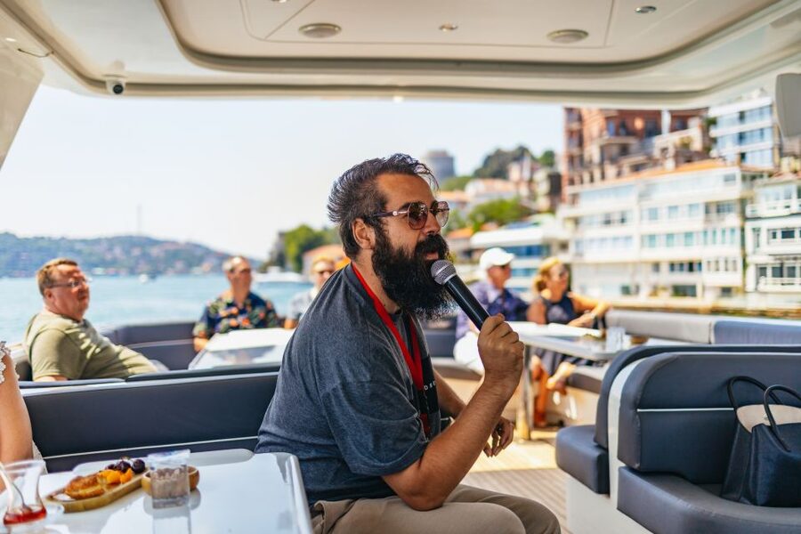 Istanbul: Bosphorus Yacht Cruise with Stopover on Asian Side - Price and value: why around $47 can make sense here