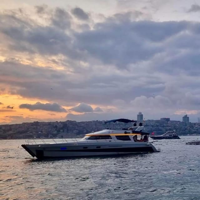 Istanbul: Daytime Bosphorus Yacht Cruise with Fruit & Snacks - Key Things That Make This Cruise Worth Your Time