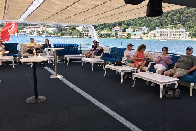 Istanbul Morning Tour: Bosphorus Yacht Cruise with Asia Stop - Küçüksu Pavilion and the Ottoman-Era Power Play