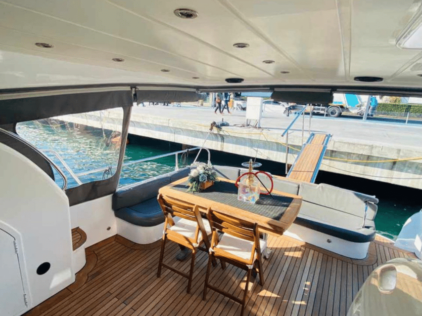 Istanbul: Private Bosphorus Tour On Luxury Yacht - Why a private Bosphorus cruise feels different from the usual boats