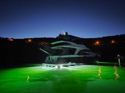 Istanbul: Private Bosphorus Yacht with Tour Guide and Snacks - Getting to Karaköy Iskelesi Without a Headache