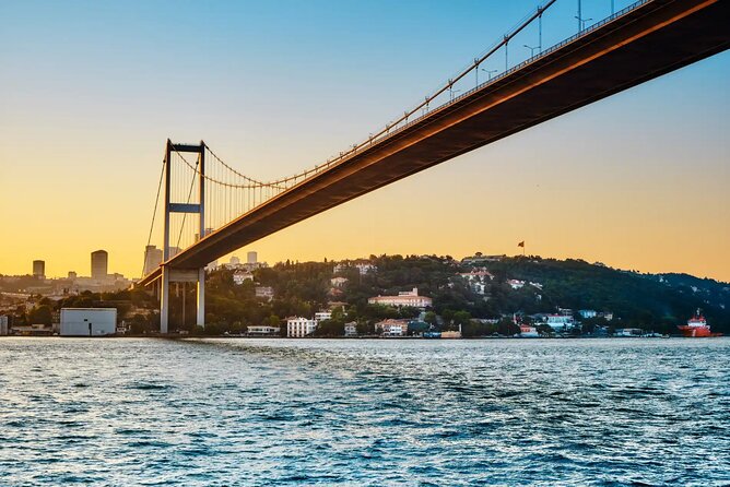 Istanbul Private Luxury Yacht on Bosphorus - A 1-hour Bosphorus cruise is the fast lane to the real views