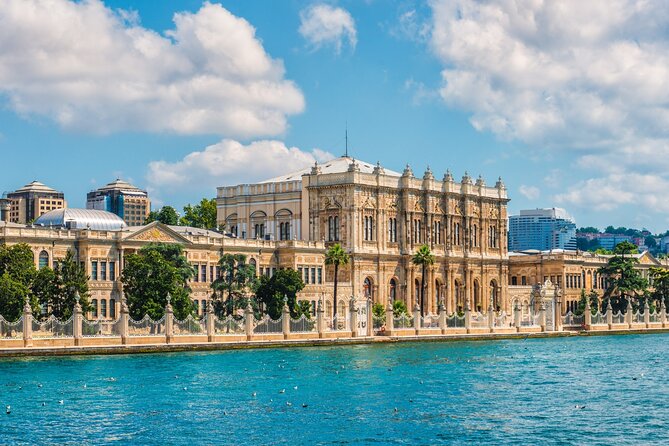 Istanbul Private Yacht Tour - 2 Hours - Onboard Comfort: Drinks, Service, and the Little Things