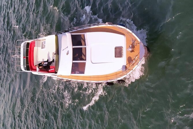 Istanbul Private Yacht Tour - 2 Hours - Your Cruise Route: Galata Tower, the Golden Horn, and a Fast Visual Primer