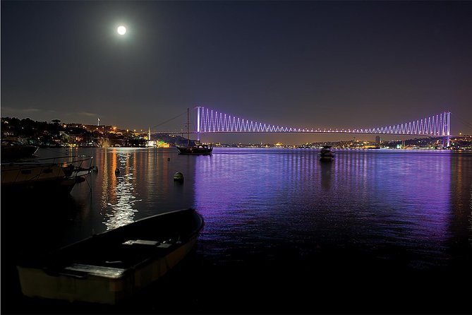 Istanbul Private Yacht Tour on the Bosphorus – 2-Hour Charter - The Itinerary: Multiple Deck-Viewing Stops Along the Night Route