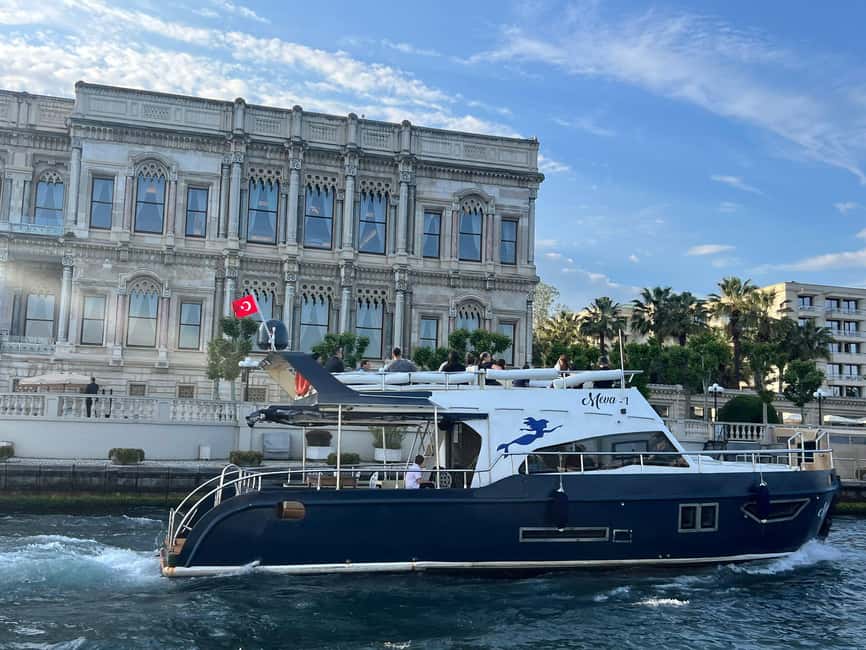 Istanbul: Sunset Bosphorus Yacht Cruise with A break on Asia - Üsküdar and the Asian-Side Break: The 15 Minutes That Matter