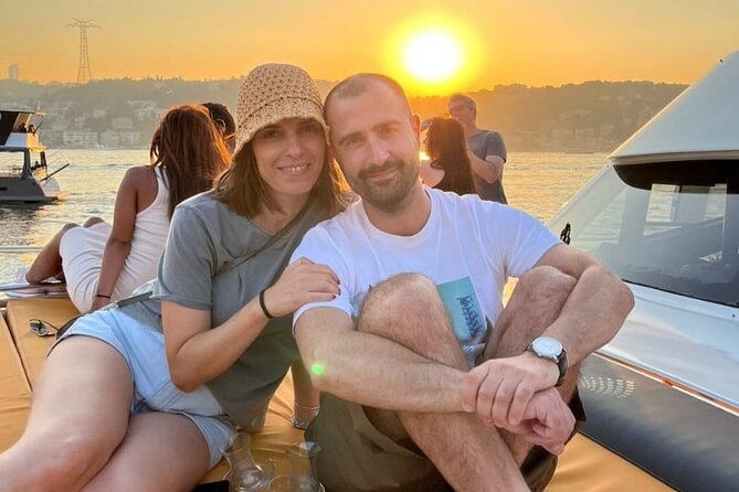 Istanbul Sunset Cruise on Luxury Yacht - Guided Group Cruise - The Live Guide Experience: What You’ll Hear Onboard