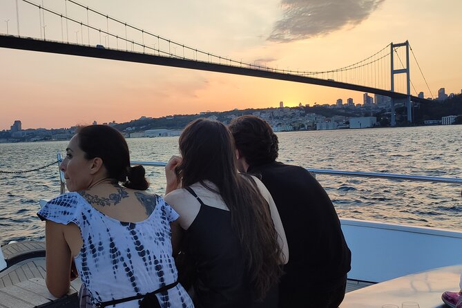 Istanbul Sunset Cruise on Luxury Yacht - Guided Group Cruise - Where the Cruise Goes: A Practical Walk Through the Shoreline