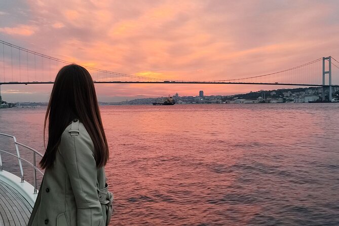 Istanbul Sunset Cruise With Luxury Yacht On Bosphorus - Onboard Luxury Yacht Comfort: Drinks, Snacks, and the Small-Group Vibe