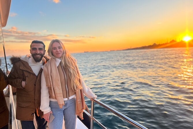 Istanbul Sunset Yacht Cruise on the Bosphorus with Transfers - The guide factor: what you can expect from the narration