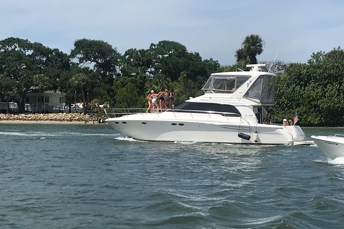 Jupiter Private Yacht Cruise with Captain/Stewardess - Wood’s Beach water time, plus a smart backup plan for rain