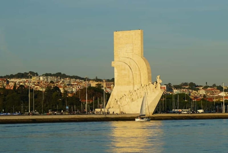 Lisbon: Classic Yacht Tour with Drinks and Pastel de Nata - Why a Classic Yacht on the Tagus beats another Lisbon sightseeing day