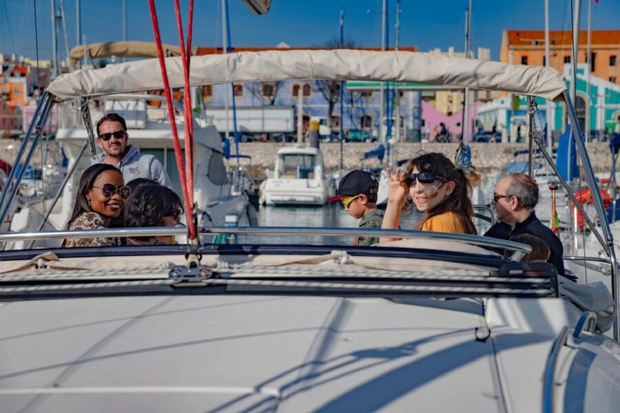Lisbon: Private Tagus River Yacht Tour - Meeting at Doca de Alcântara: quick setup, then you’re off