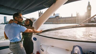 London: 2 hour private luxury yacht hire on the River Thames - Boarding at Imperial Wharf Marina in Chelsea (and why that matters)