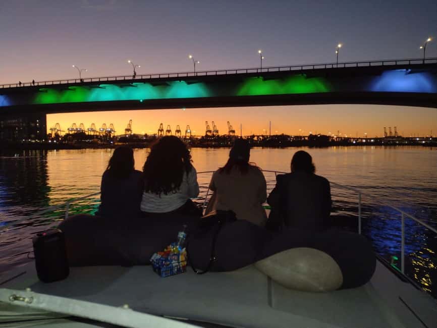 Long Beach: Private Night Yacht Cruise With City Lights - The 1-hour route: what you’ll see from the water (day or night)