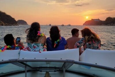 Los Cabos Yacht Adventure - Arch, Snorkel, Lunch, Drinks 1-18ppl - Where You Meet at C Dock, Marina (And Why No Hotel Pickup Matters)