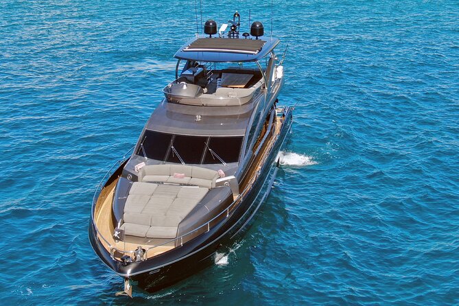 Luxury Black Yacht in Cabo - Price and value: $7,890 per group up to 12