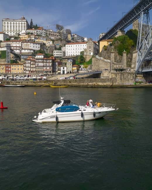 Luxury Douro Yacht Tour: Scenic Views & Complimentary Drinks - Price and Value: Is $347 Per Person Reasonable?