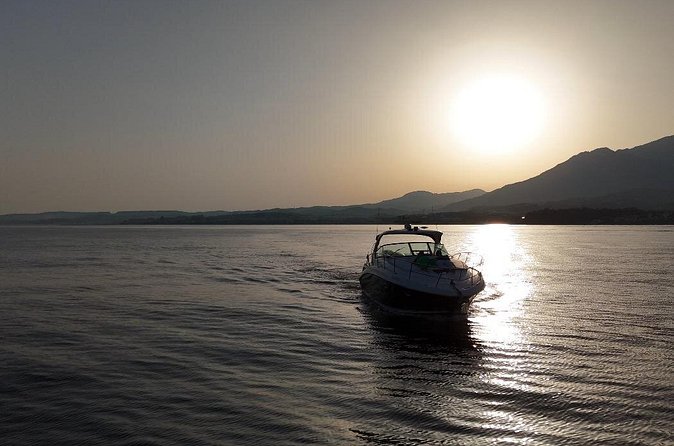 Luxury Motor Yacht in Estepona. Dophin spotting, swimming, etc - Should you book this Estepona dolphin and swim yacht?