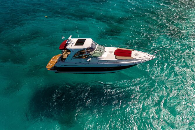 Luxury Private Yacht Charter Aruba - Eden Luca Yachts - Snorkeling and water time: what’s included, and what’s not fixed