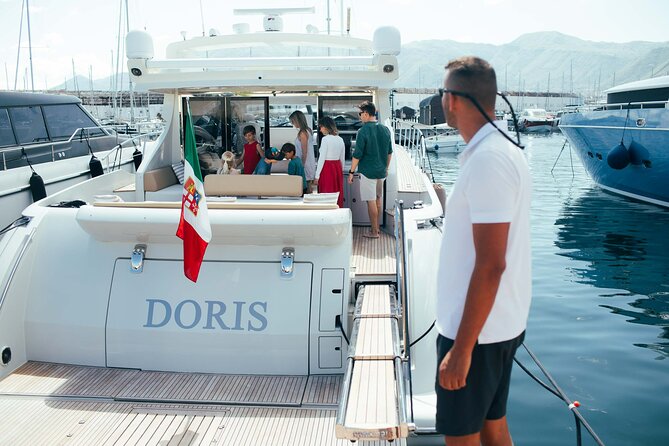 Luxury Private Yacht Experience in Amalfi Coast - Luxury on the Azimut 62s: why it feels different from a boat tour