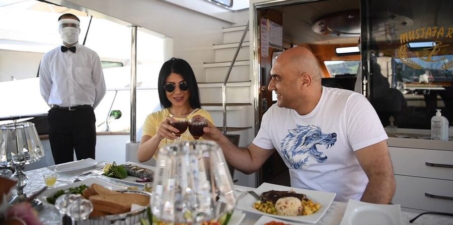 Luxury Private Yacht Rental - What’s extra (so you’re not surprised)
