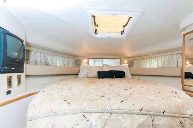 Luxury Private Yacht Rental by the Turquoise Waters of the Caribbean. - Price and value: when $1,300 per group makes sense
