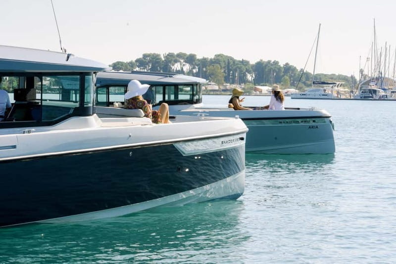 Luxury Yacht Experience Semi-Private North East - Boat Specs: Saxdor 320 GTC, Comfort, and Speed at Sea