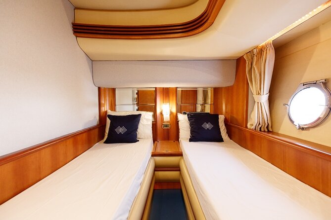 Luxury Yacht Private Rental from Dubai Marina - Dubai Marina from the water: the real point of a private cruise