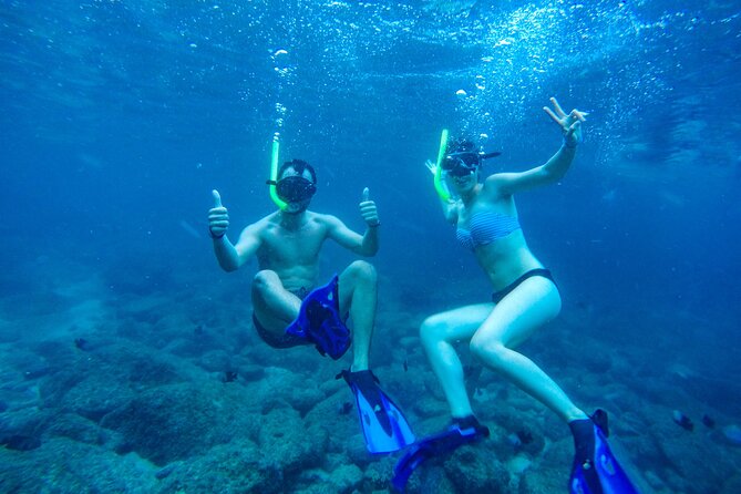 Luxury Yacht & Snorkel with All inclusive Open bar and lunch - Getting started at 8:00am without losing your morning