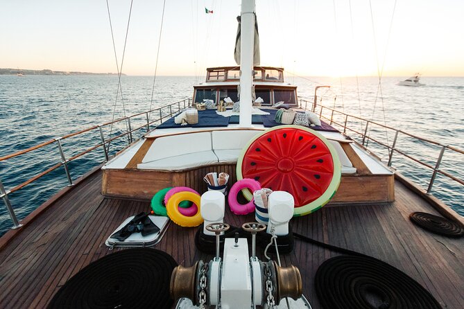 Luxury Yacht Snorkeling & Lunch Cruise from Cabo San Lucas - Cabo San Lucas Beach lunch at sea: tacos, ceviche, and an open premium bar