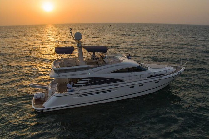 Luxury Yacht Tour Around Palm Island - Should You Book Champion Yachts Around Palm Island?
