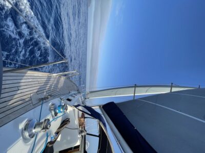 Madeira: Luxury Yacht & Sailing Sunset Tour - Finding the Boat: Cais 8 and Sea La Vie