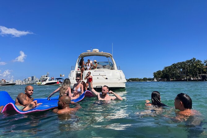 Miami Boat Rental for Day or Sunset Cruise with Captain - Crew and safety: USCG-certified captains and smooth boarding