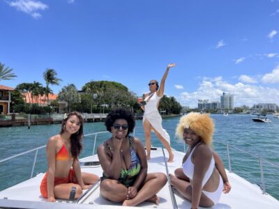 Miami: Private Yacht Rental Tour with Dolphins and Snorkel - Biscayne Bay Cruise and Millionaire Views Near North Miami