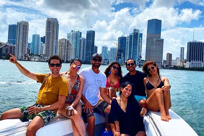 Miami Private Yacht Rental with Captain - Key highlights