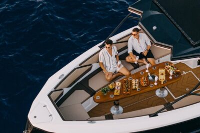 ❖ Milos: Private Yacht Tour—Kleftiko Sarakiniko Poliegos - Choosing the right route: Round, South, or North Milos