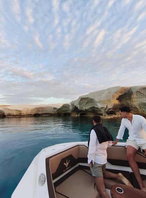 ❖ Milos: Small Group Yacht Tour—Kleftiko Sarakiniko Poliegos - Comfort, group size, and the Raptor boat feel